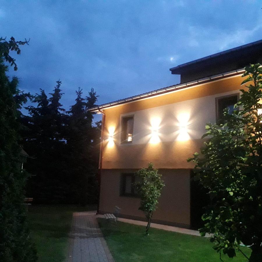 Noclegi I Restauracja Gracja Bełchatów エクステリア 写真