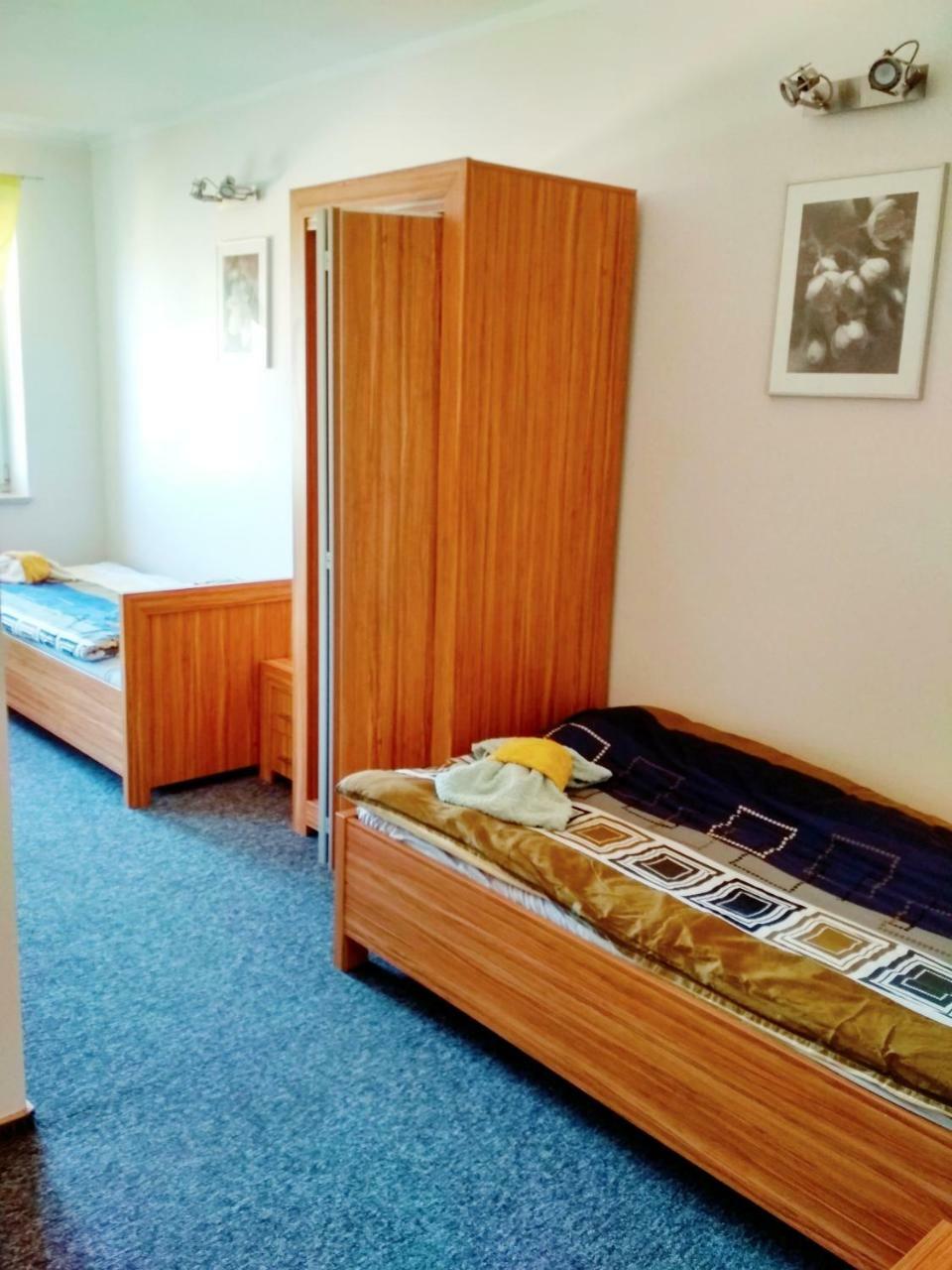 Noclegi I Restauracja Gracja Bełchatów エクステリア 写真
